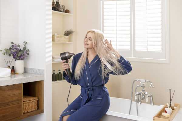 Дома как в салоне: компания Dreame снизила цены на фен Hair Artist в преддверии праздников