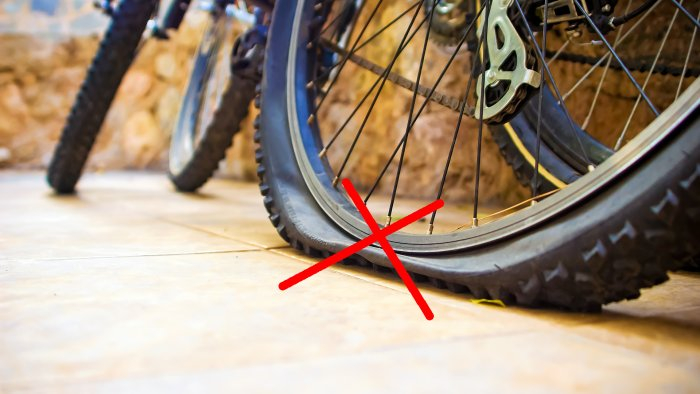 Лайфхак: как защитить колеса велосипеда от проколов