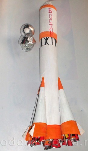 Ещё 2 ракеты — поделки из подручного материала