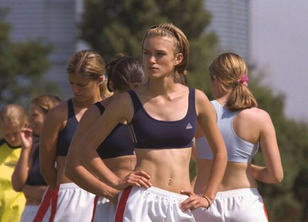 
                Как тренироваться, чтобы похудеть к отпуску: 5 самых эффективных упражнений            