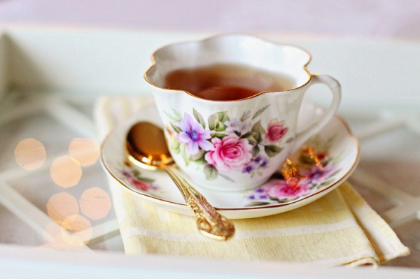 Когда чашечка чая может навредить: многие совершают ошибку во время чаепития