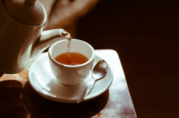 Чай с мятой: какой категории людей полезно его пить