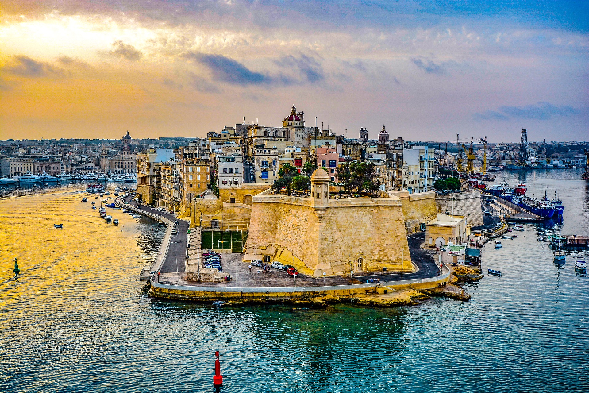 Мальта – теплый остров, где каждый камень дышит историей