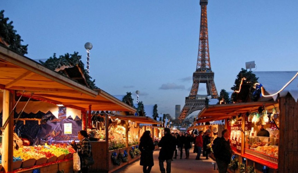 «Мест больше, чем клиентов»: российским туристам стало проще получить французскую визу