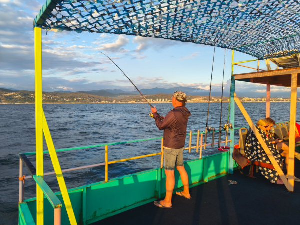 Морская рыбалка в Сочи — отзыв удачливого рыбака