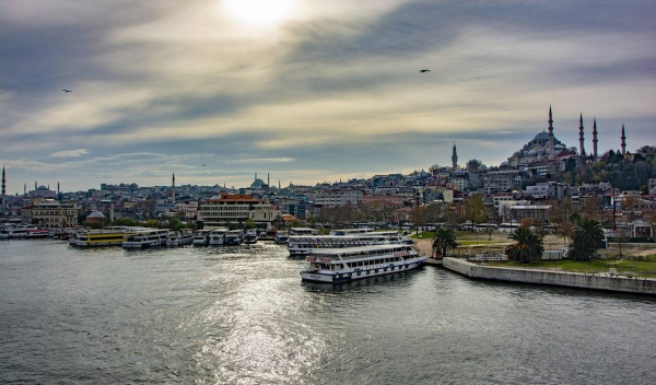 Стамбул в июне: жемчужина Босфора в лучах июньского солнца