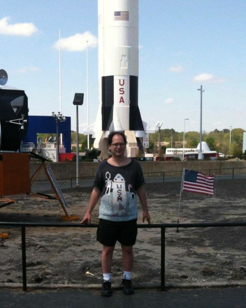 Теплый туризм: американец вяжет свитера с достопримечательностями Теплый туризм: американец вяжет свитера с достопримечательностями